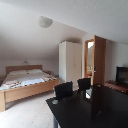 Apartament Nina