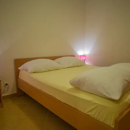 Apartament Nina *
