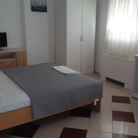 Apartament Nina *